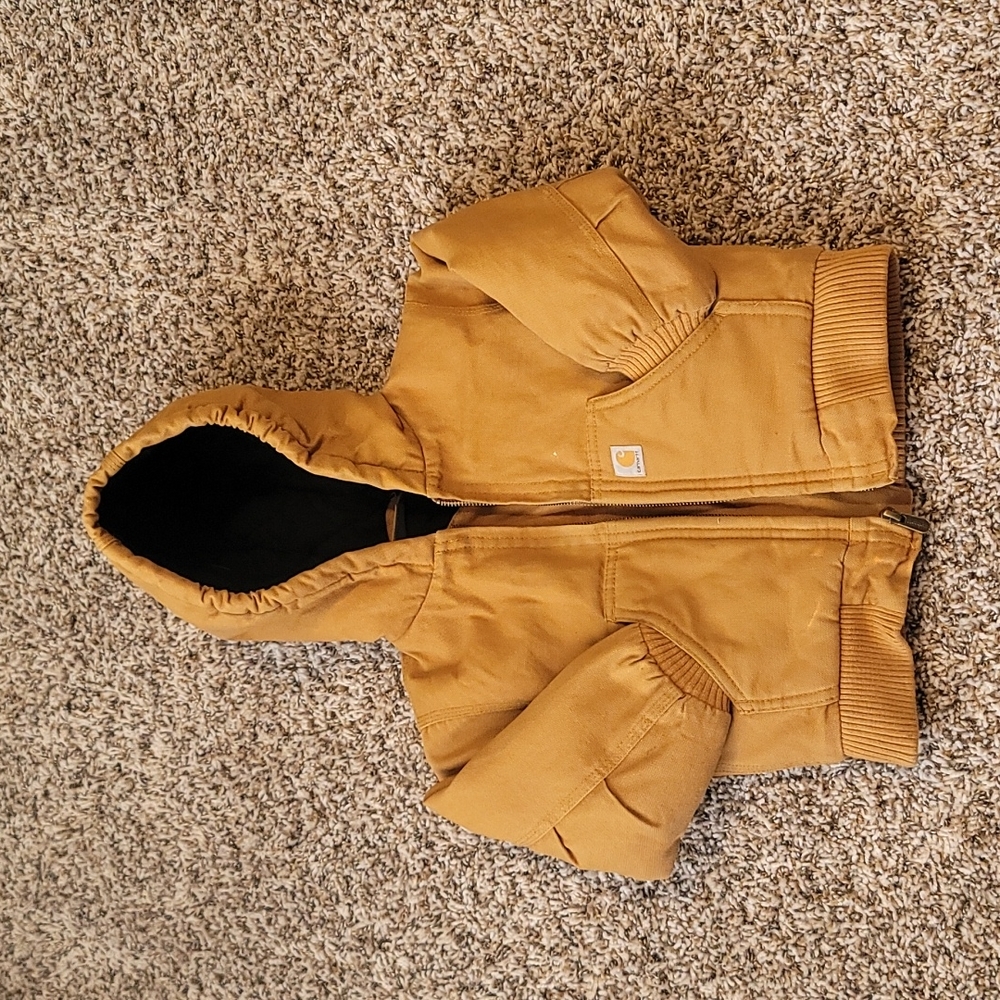 CARHARTT! Thick, Warm, & Durable